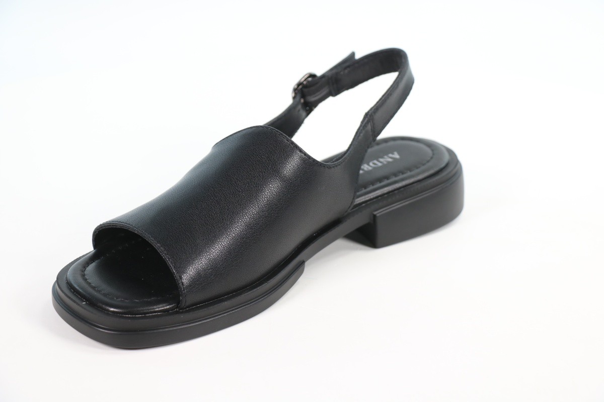 Босоножки и сандалии Andrea Botti 50112214