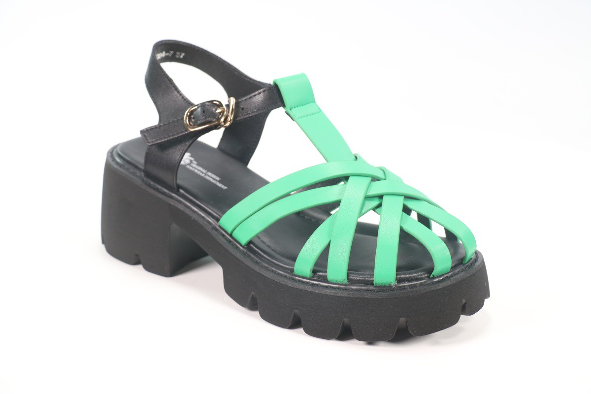 Босоножки и сандалии TF'S 50105523