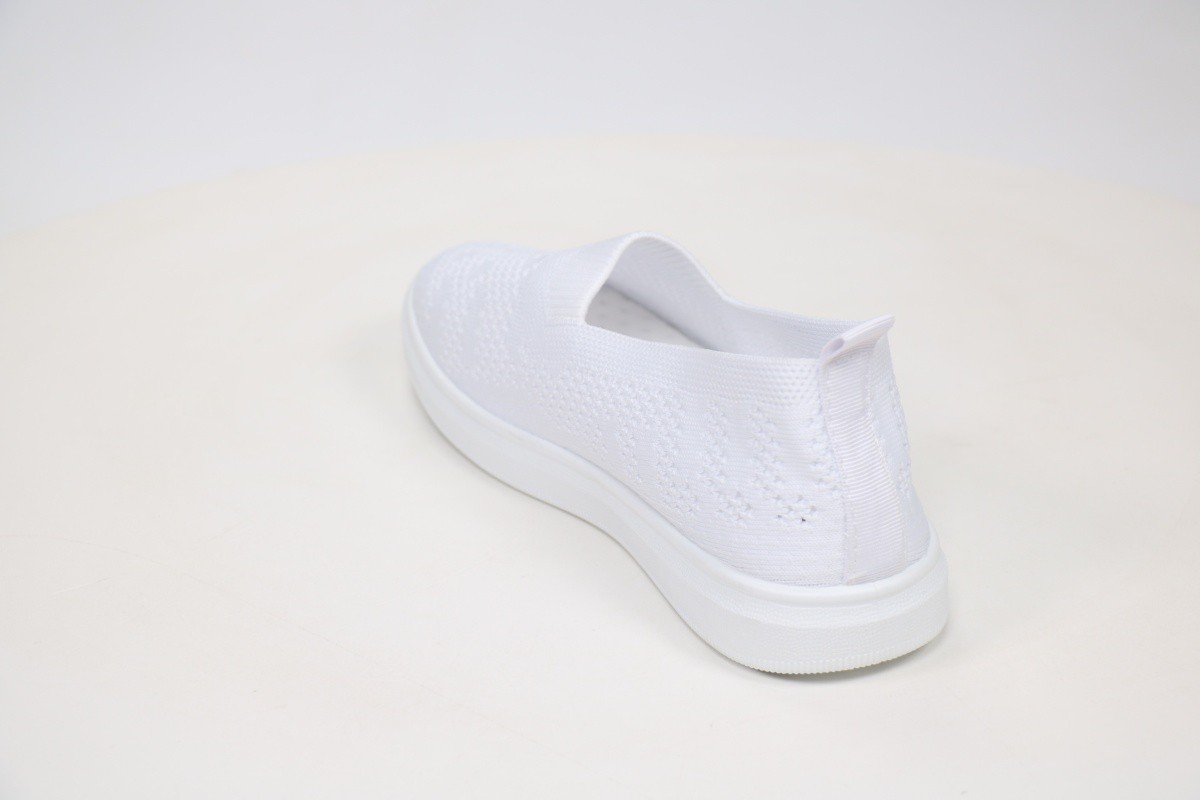 Туфли закрытые Rixshuz 18056111