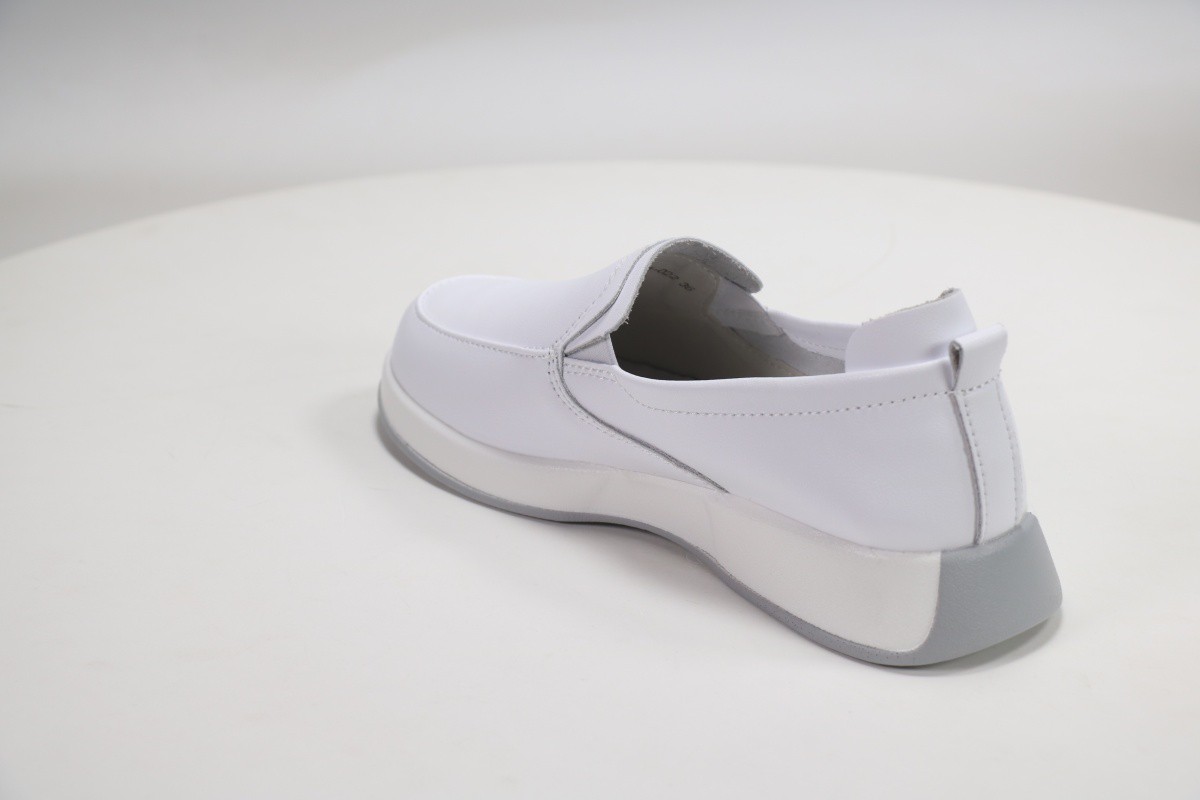 Туфли закрытые Andrea Botti 50107842