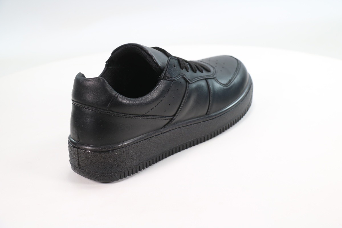 Спортивная обувь RIVERI 50108205