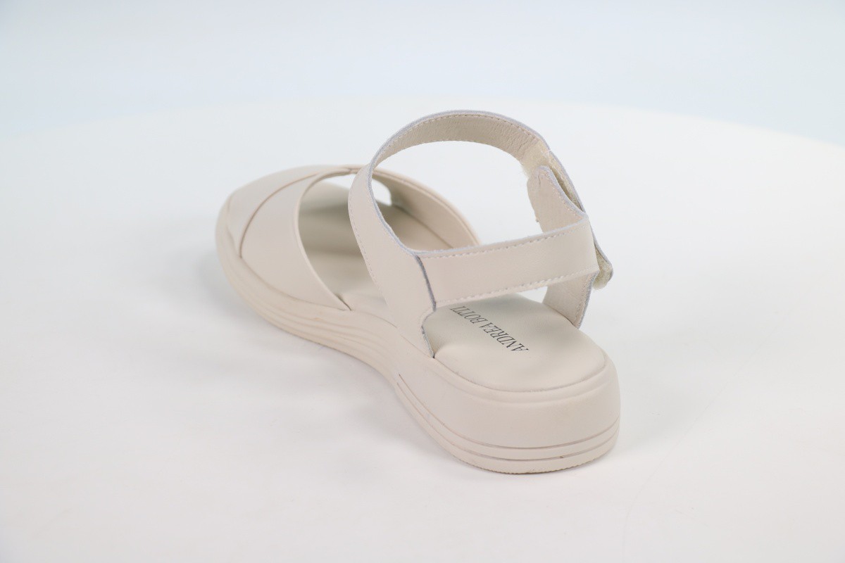 Босоножки и сандалии Andrea Botti 50113765