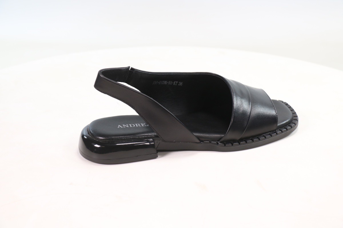 Босоножки и сандалии Andrea Botti 50112436