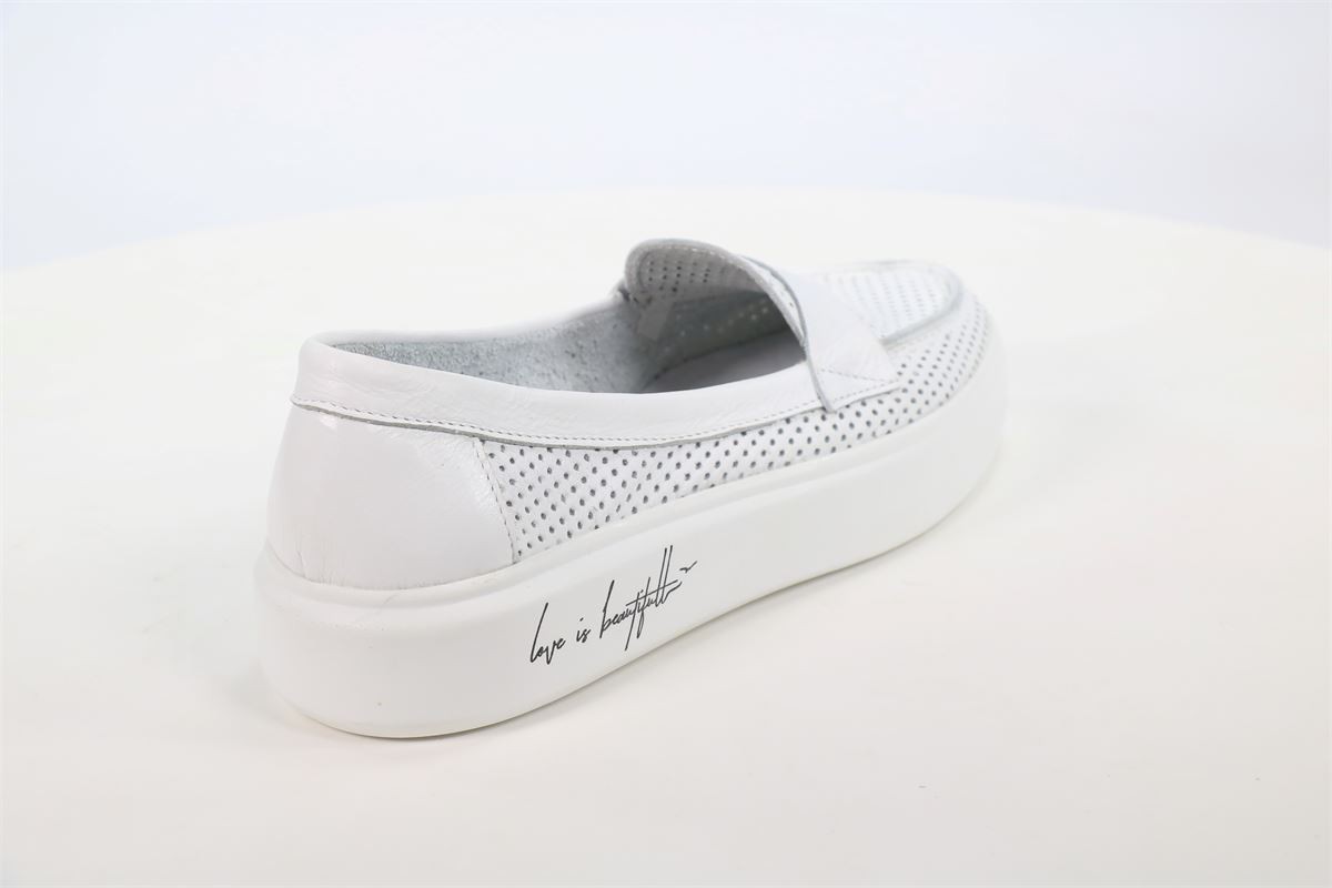 Туфли закрытые SPUR 50101943