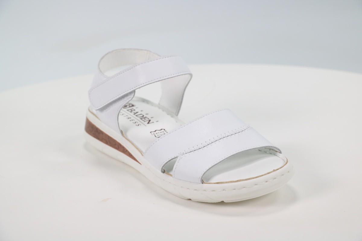 Босоножки и сандалии Baden 50104652