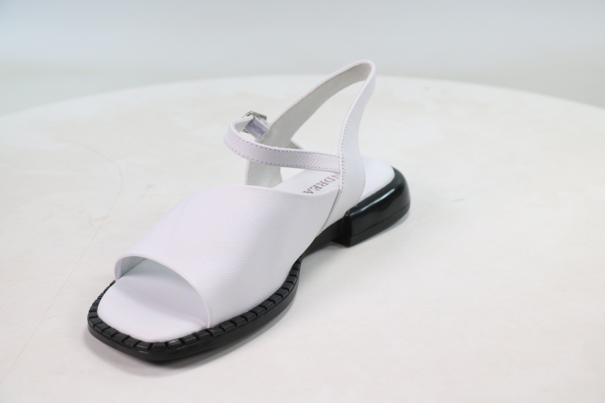 Босоножки и сандалии Andrea Botti 50113944