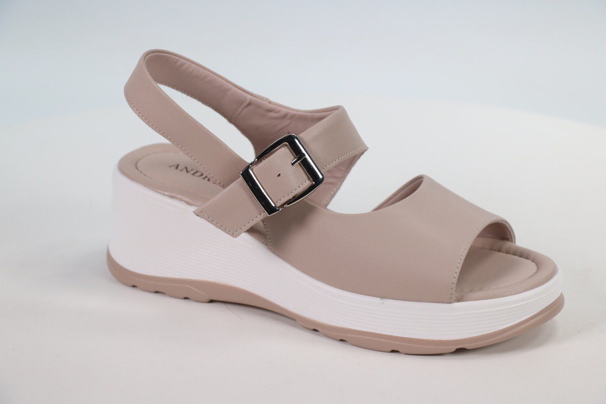 Босоножки и сандалии Andrea Botti 50112565