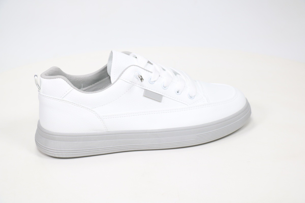 Спортивная обувь Rixshuz 18056079