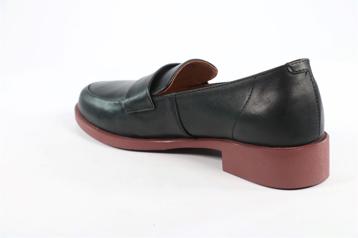 Туфли закрытые SPUR 50097807