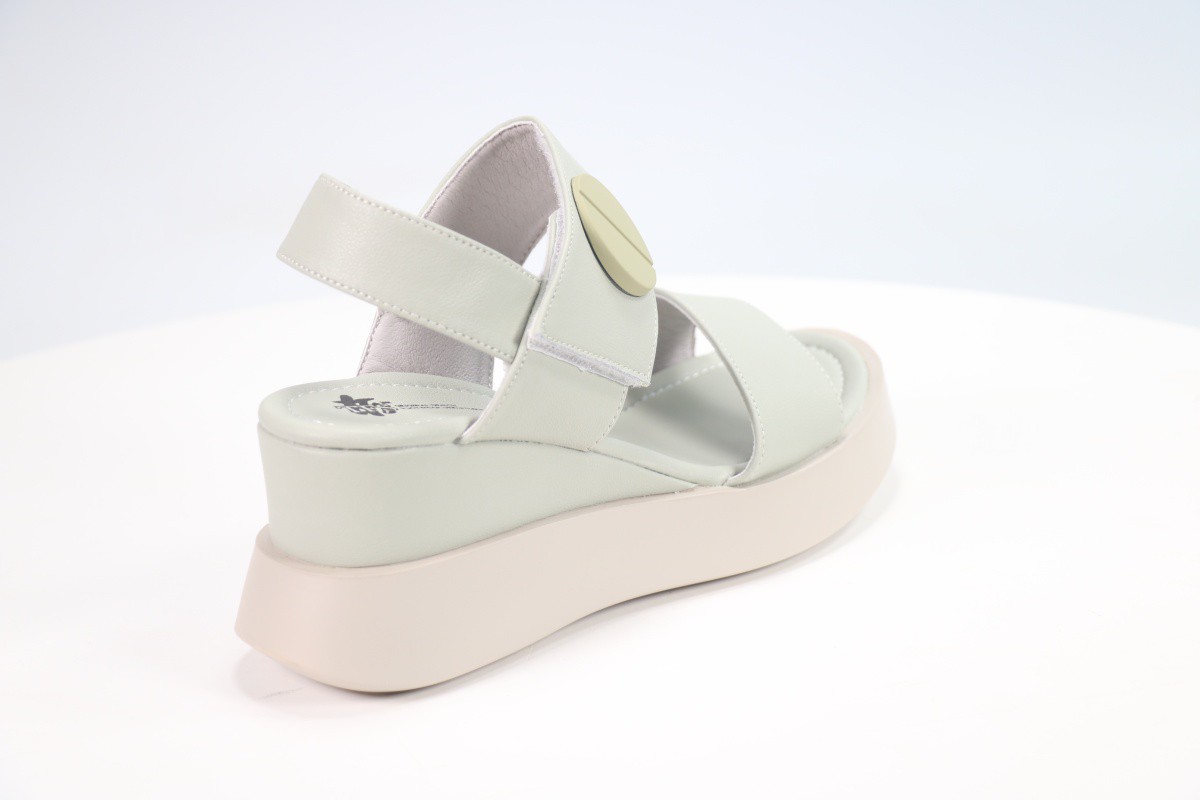 Босоножки и сандалии TF'S 50105514