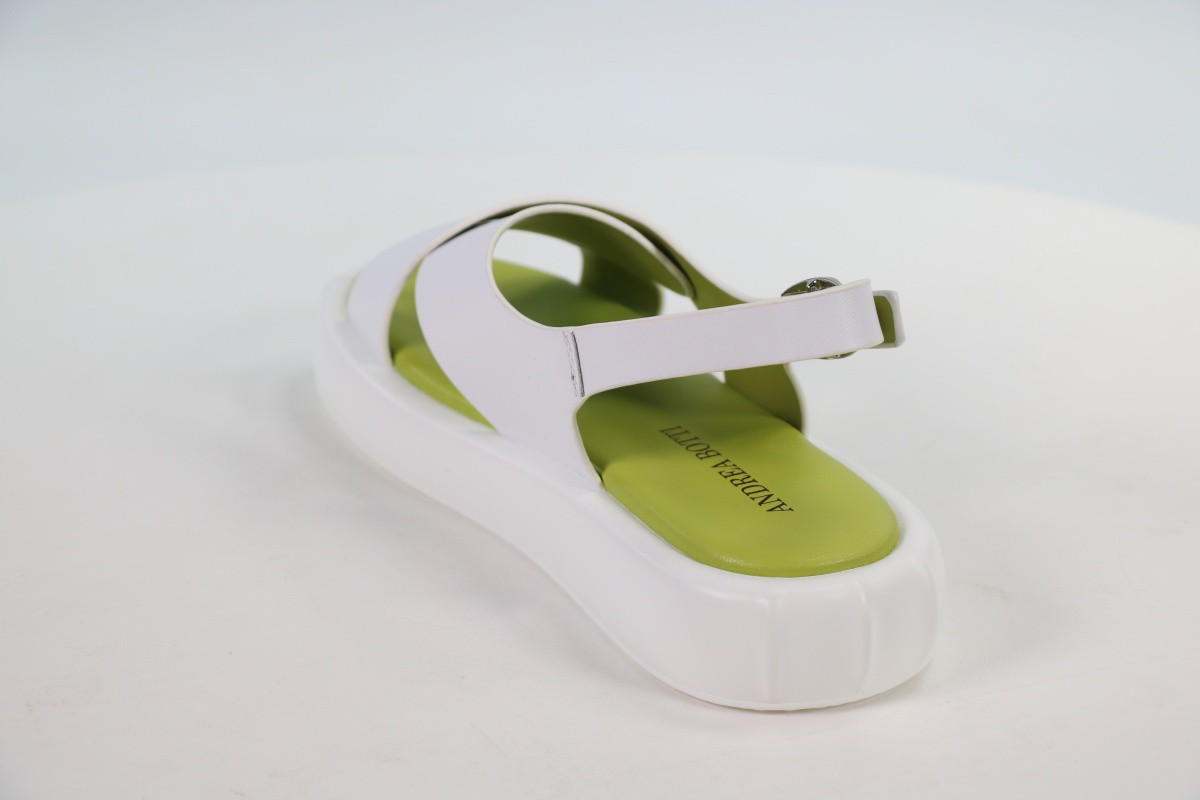 Босоножки и сандалии Andrea Botti 50113496