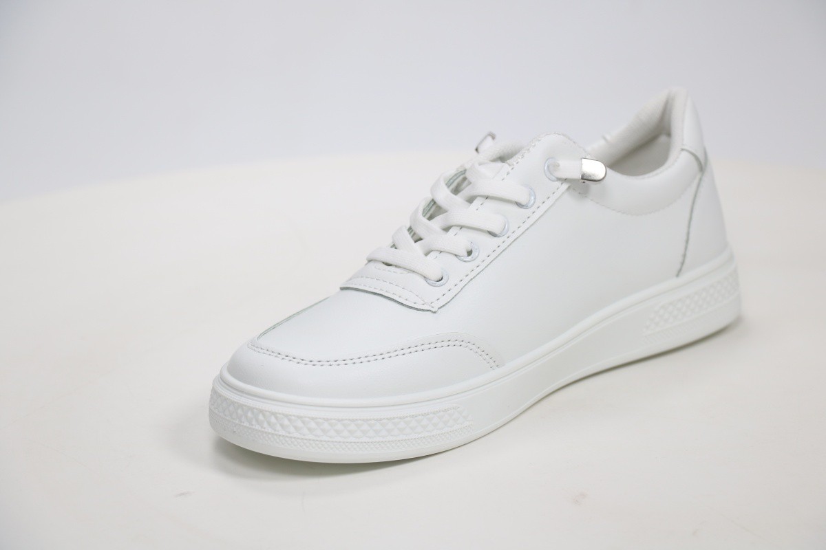 Спортивная обувь Rixshuz 18056045