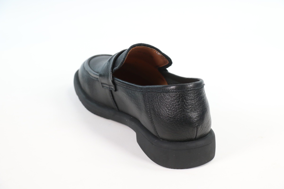 Туфли закрытые Madella 18056019