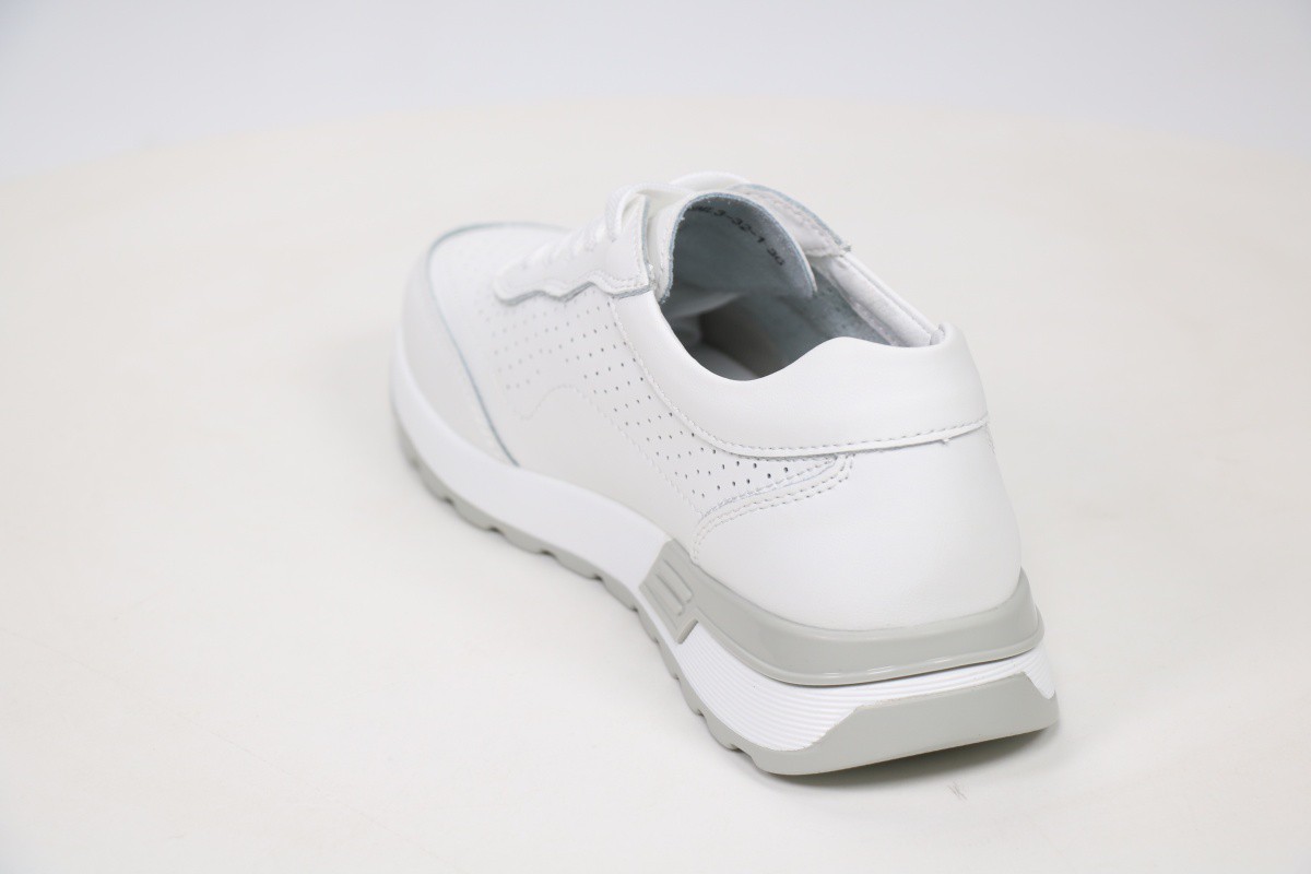 Спортивная обувь Covani 50115956