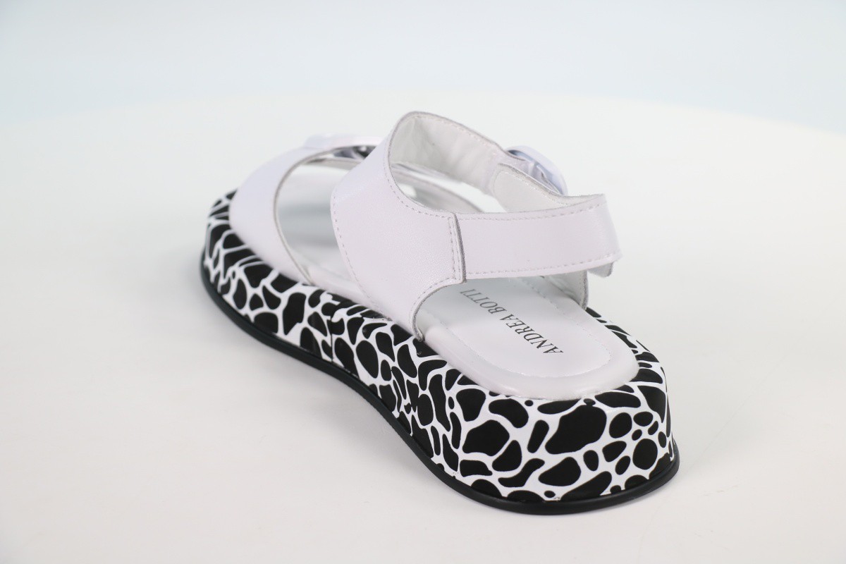 Босоножки и сандалии Andrea Botti 50112222