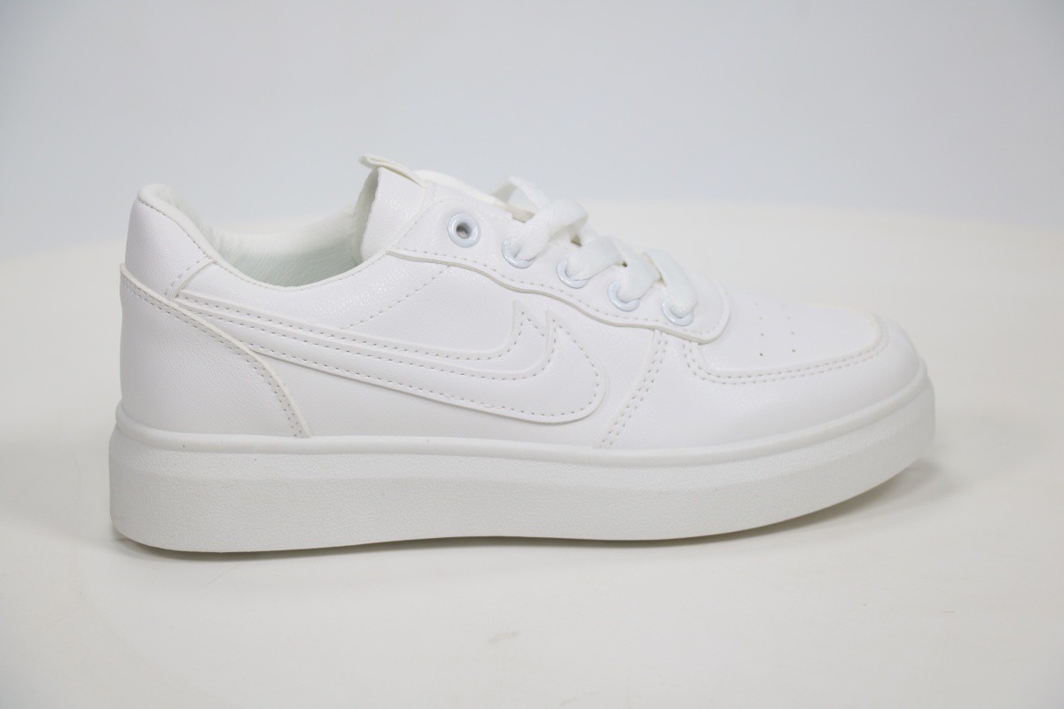 Спортивная обувь APOJEE 18056024