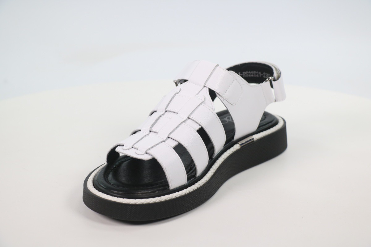 Босоножки и сандалии Madella 50105160