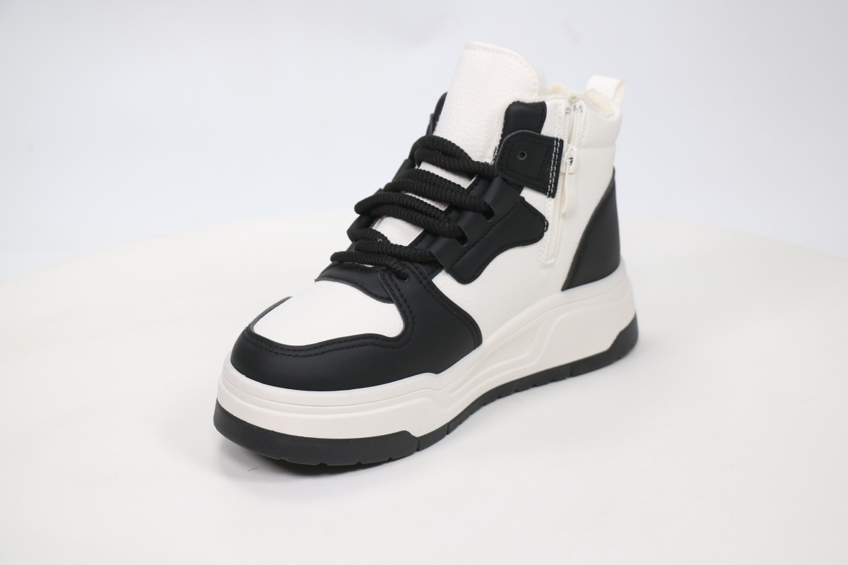 Спортивная обувь Rixshuz 50115114