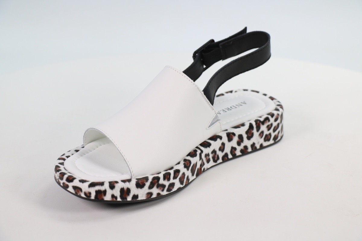 Босоножки и сандалии Andrea Botti 50112340