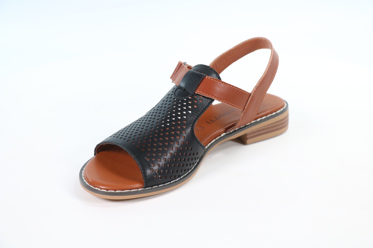 Босоножки и сандалии Andrea Botti 50112329