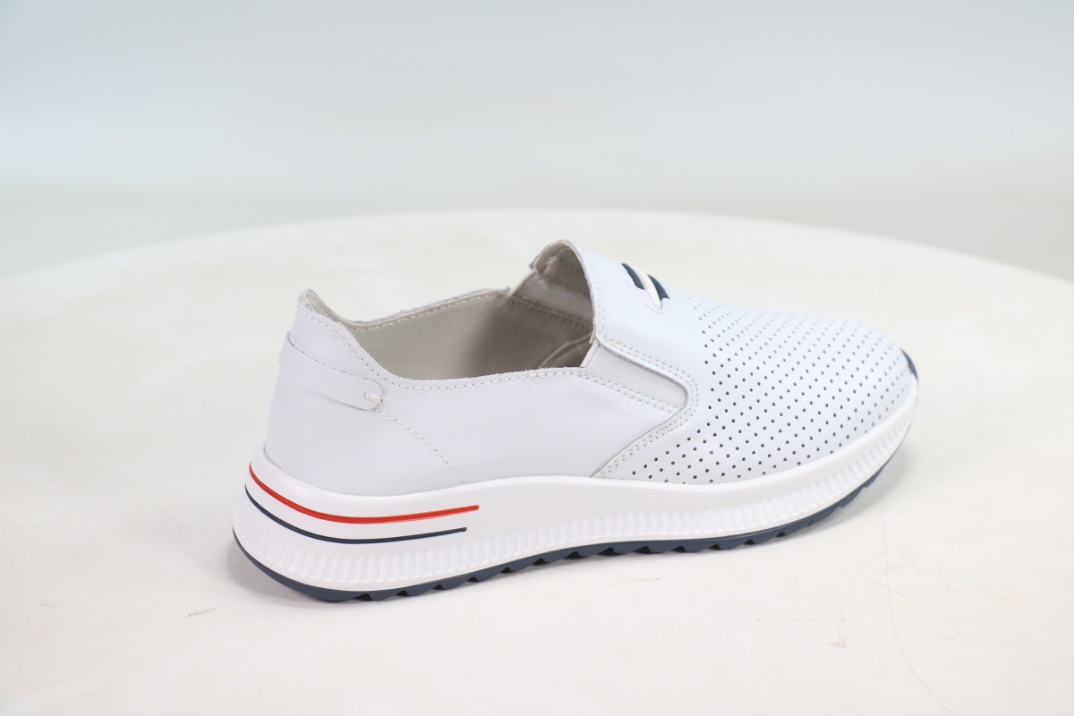 Туфли закрытые Andrea Botti 50112500