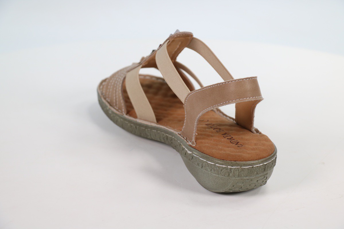 Босоножки и сандалии Andrea Botti 50113948