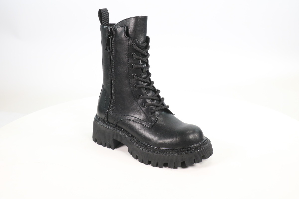 Сапоги и ботинки Betsy 50103904