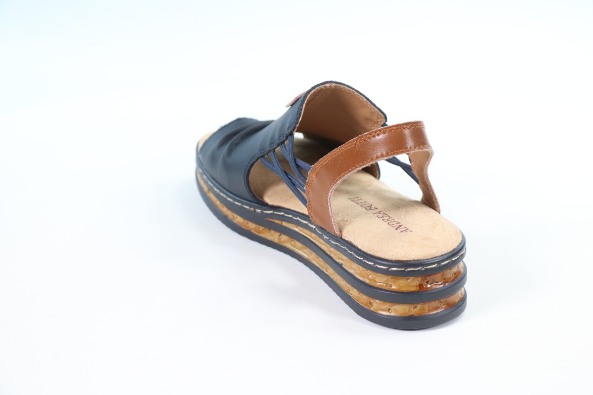 Босоножки и сандалии Andrea Botti 50112564