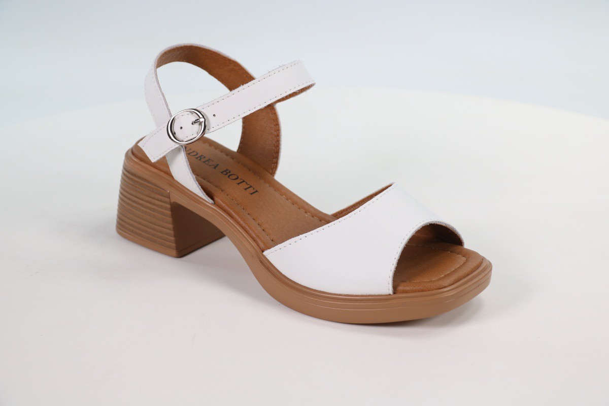 Босоножки и сандалии Andrea Botti 50112372