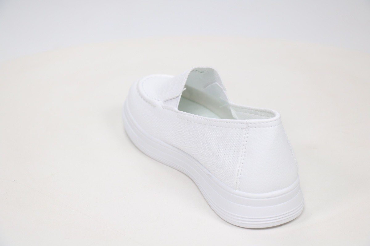 Туфли закрытые Rixshuz 50115909