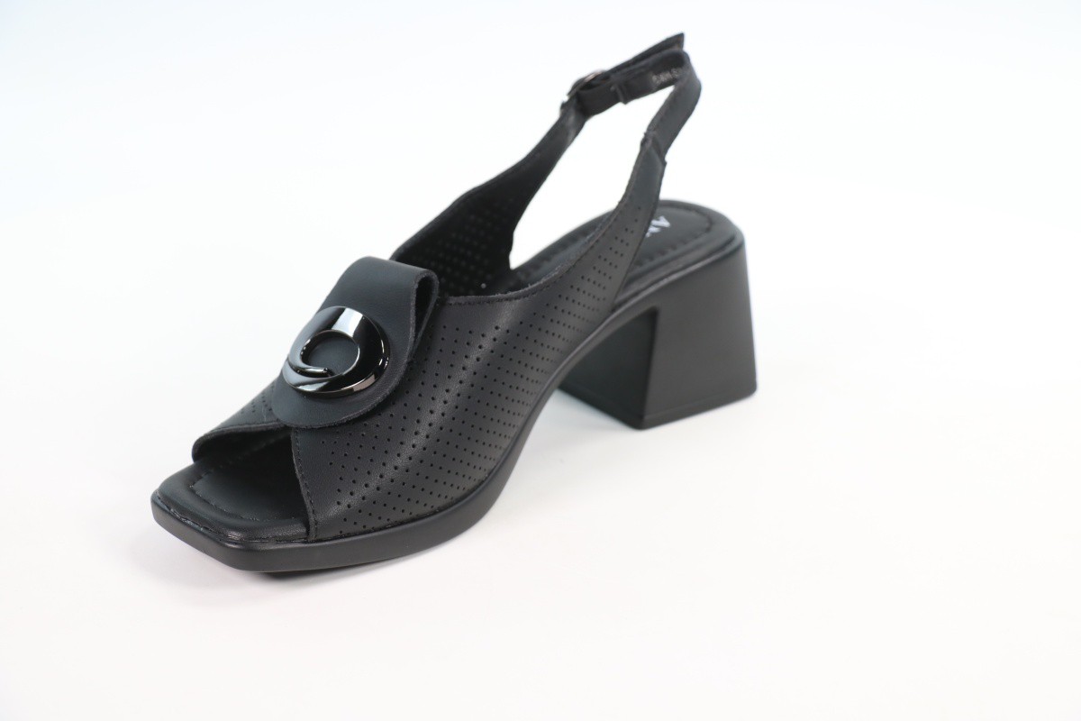 Босоножки и сандалии Andrea Botti 50113773