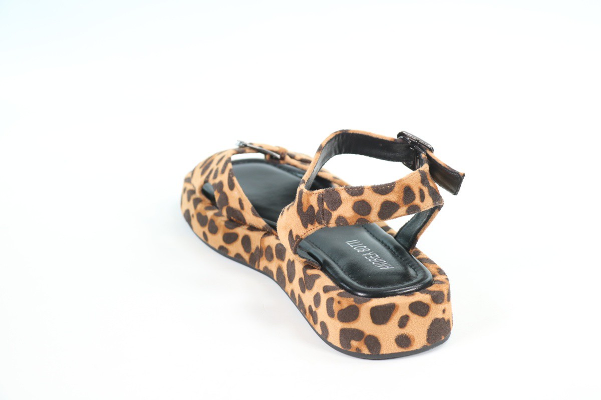 Босоножки и сандалии Andrea Botti 50113702