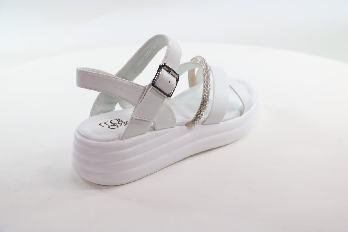 Босоножки и сандалии Madella 50109728