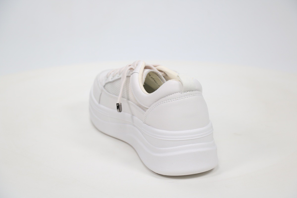 Спортивная обувь Rixshuz 18056026