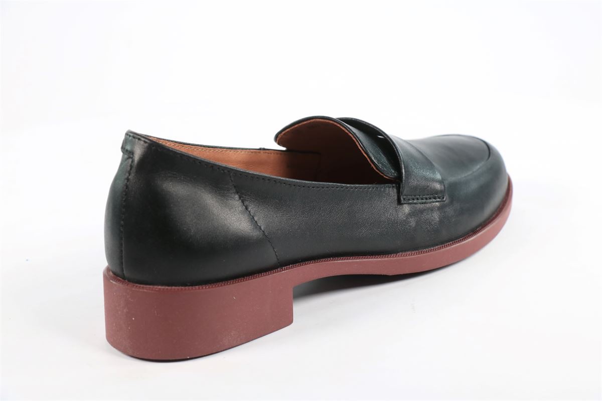 Туфли закрытые SPUR 50097807