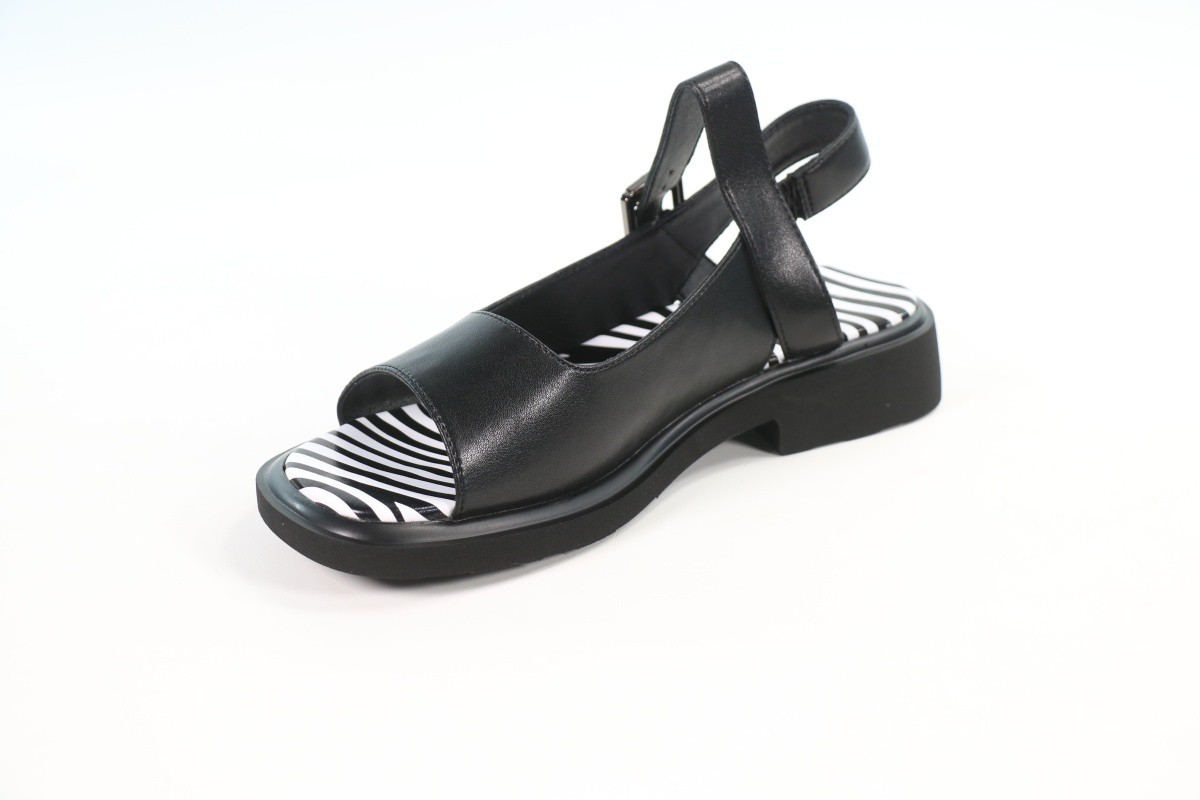 Босоножки и сандалии Andrea Botti 50113492