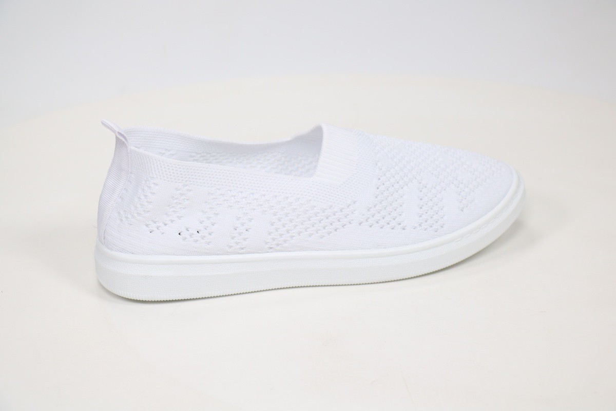 Туфли закрытые Rixshuz 18056111