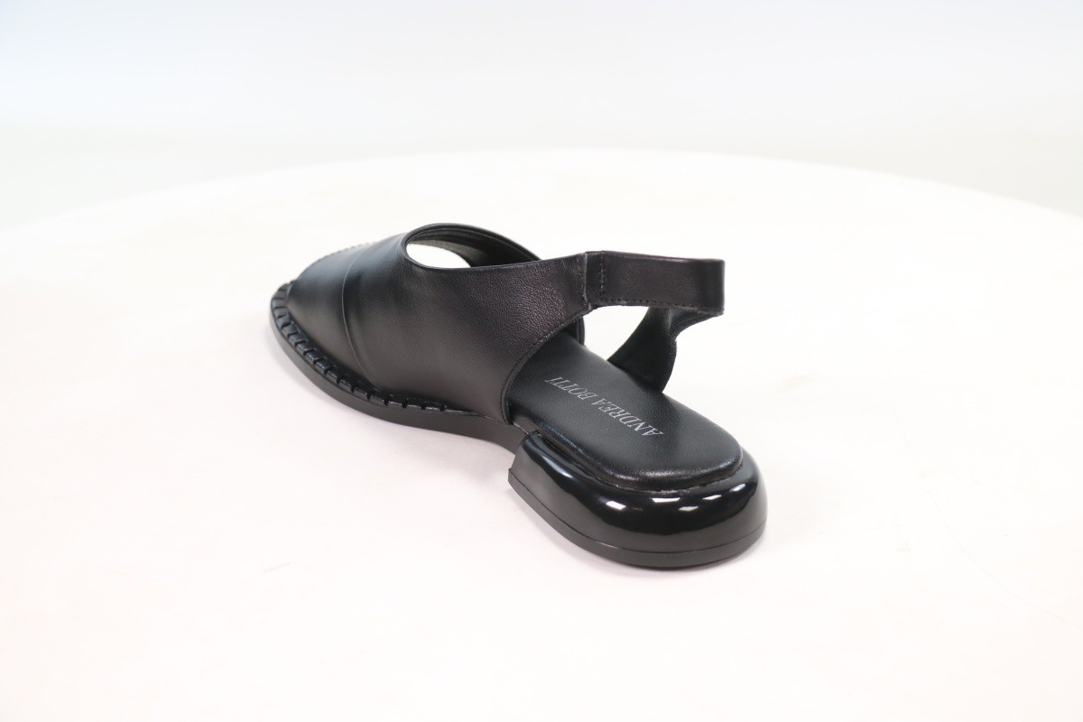 Босоножки и сандалии Andrea Botti 50112436