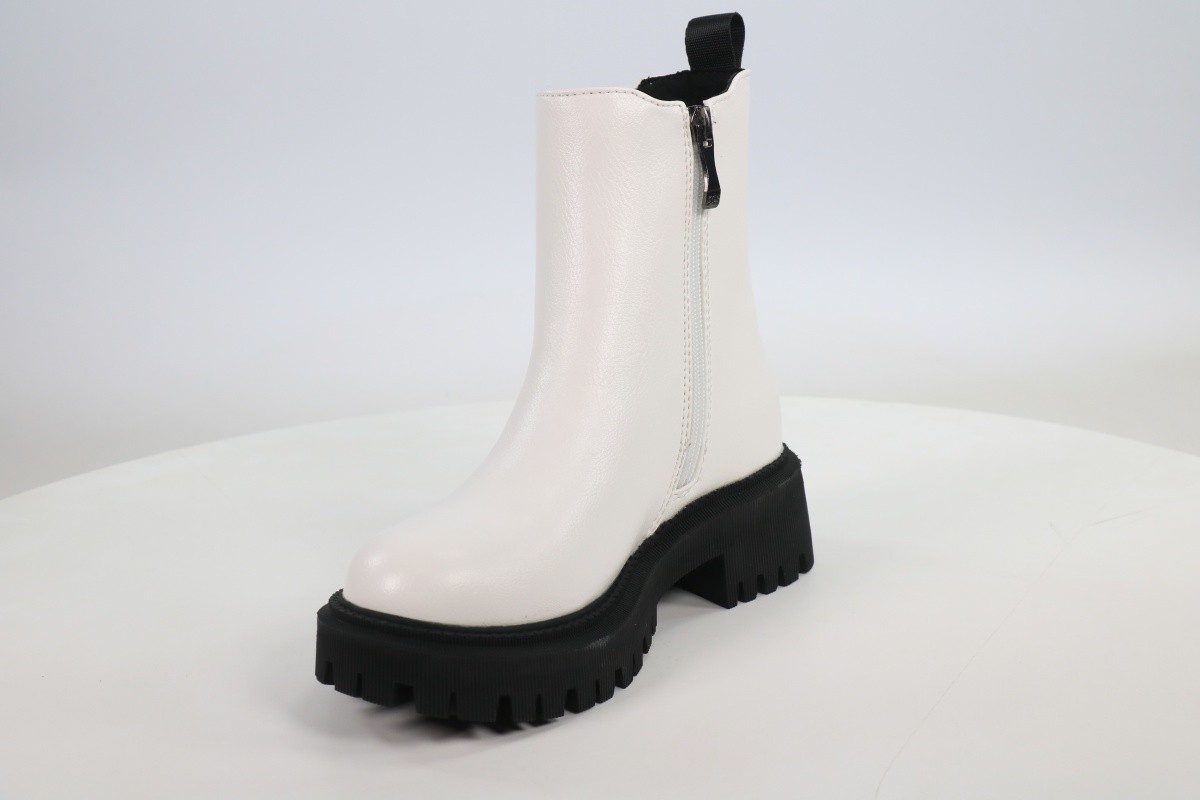 Сапоги и ботинки Betsy 50102717