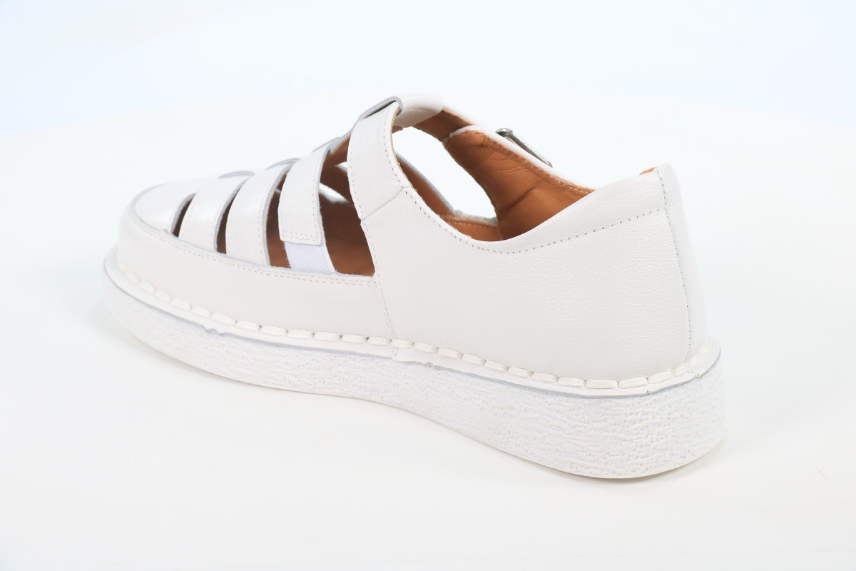 Босоножки и сандалии Madella 50105192