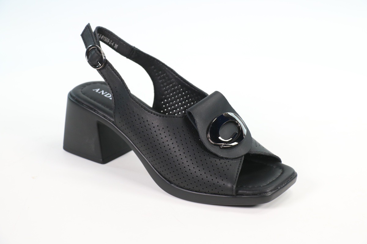 Босоножки и сандалии Andrea Botti 50113773