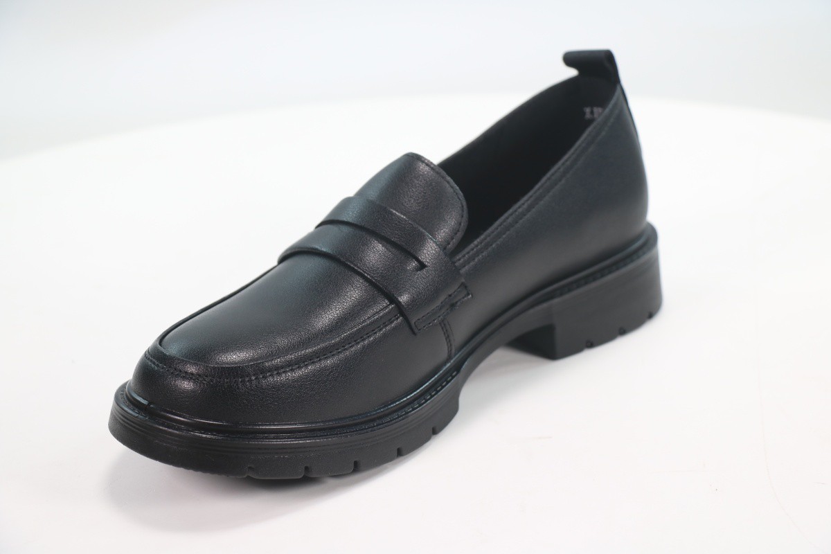 Туфли закрытые Madella 50108111