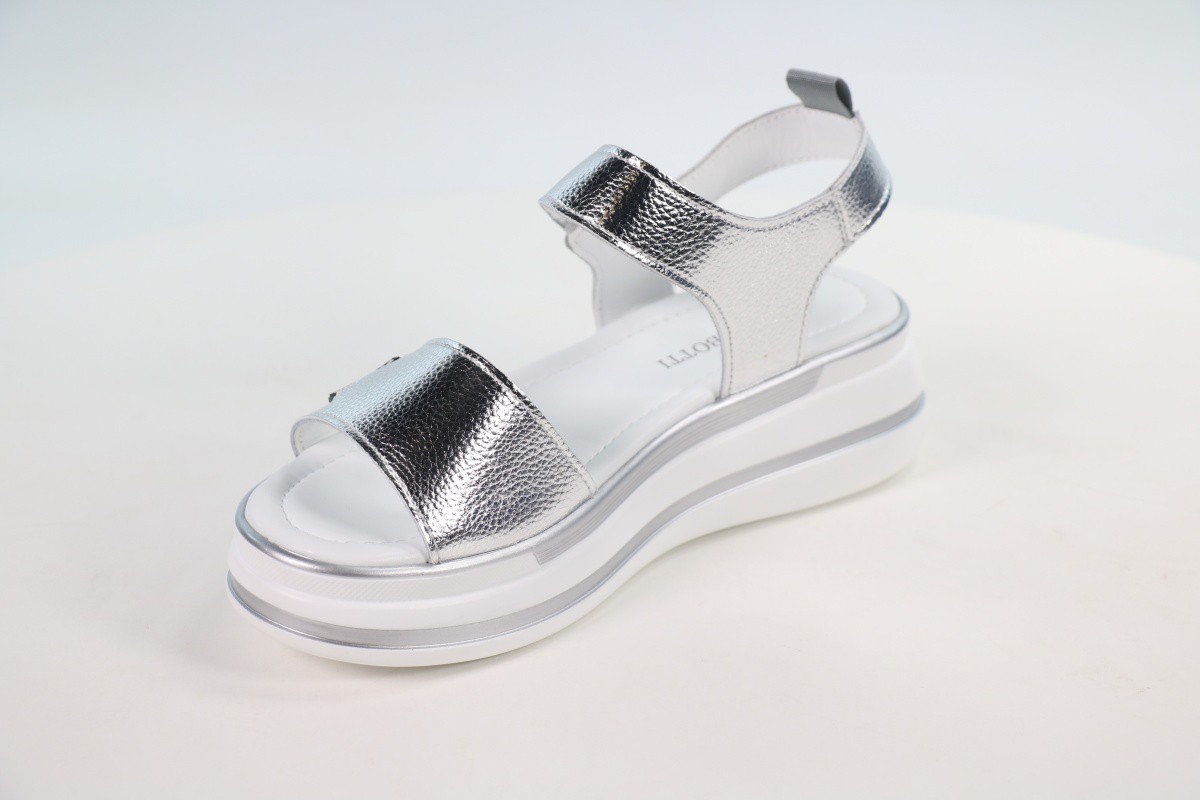 Босоножки и сандалии Andrea Botti 50112332