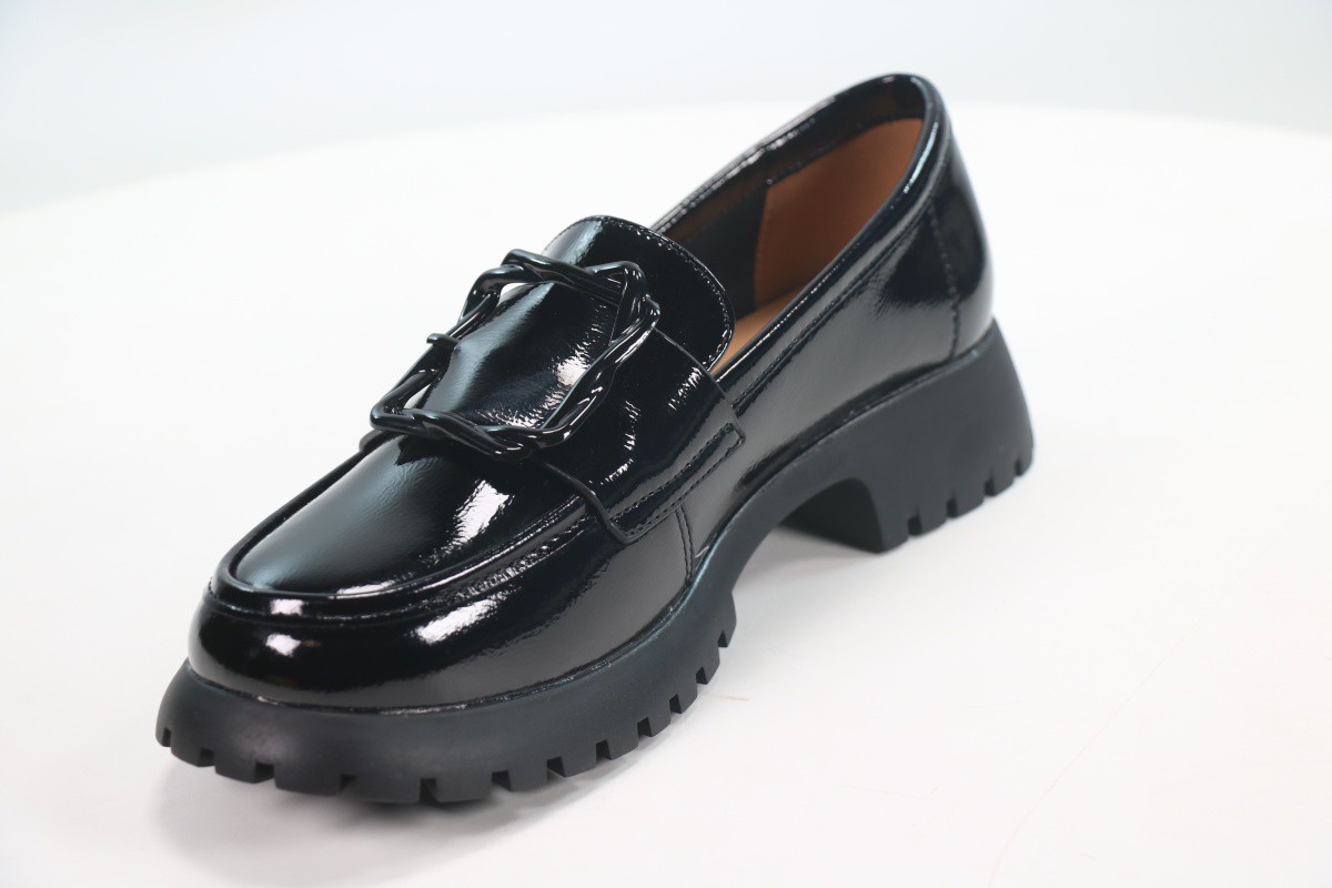 Туфли закрытые Madella 50109731