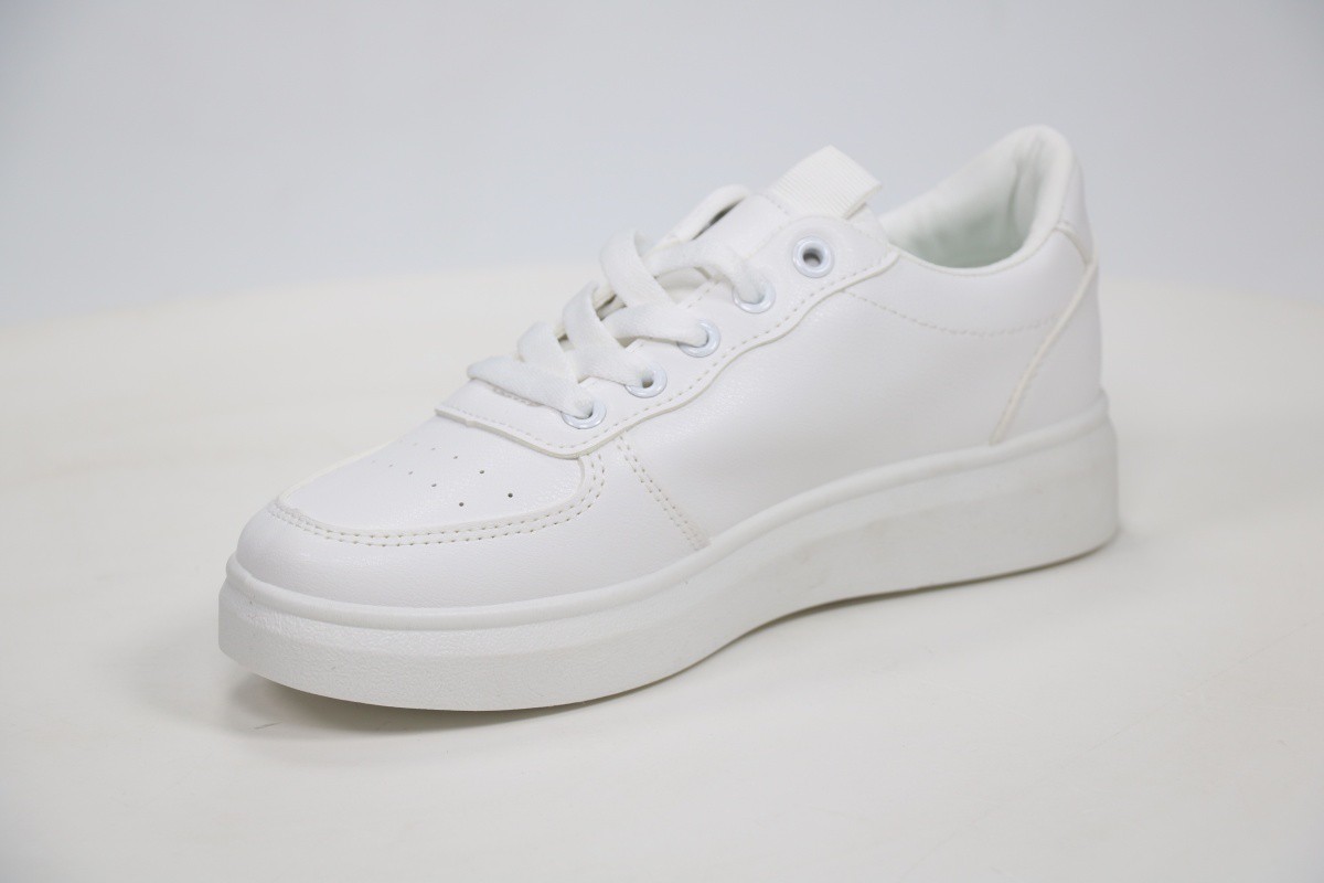 Спортивная обувь APOJEE 18056024