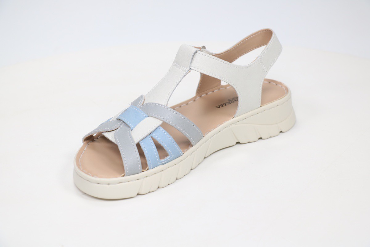 Босоножки и сандалии La Grandezza 18056087