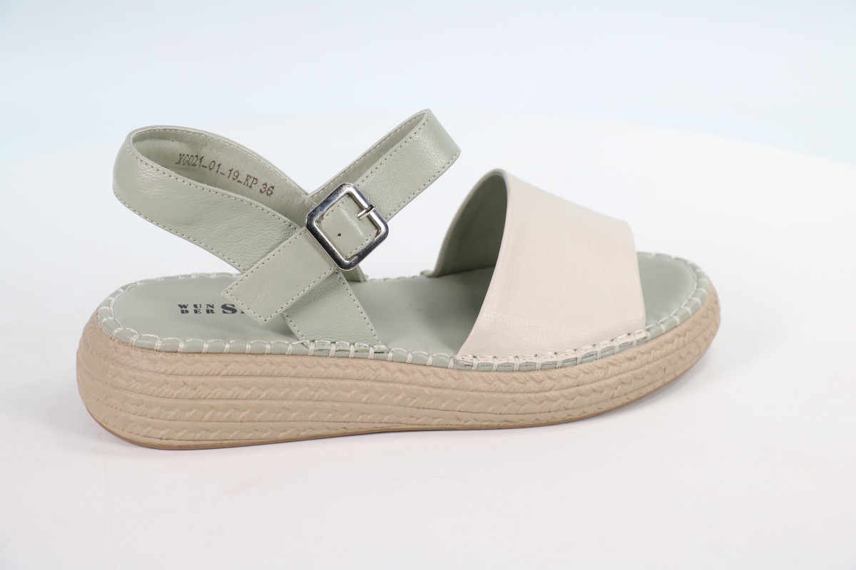 Босоножки и сандалии wun der SPUR 50113620