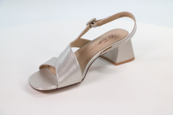 Босоножки и сандалии El Tempo 50113633