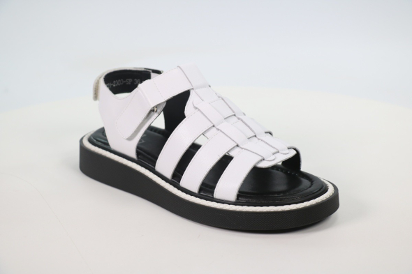 Босоножки и сандалии Madella 50105160