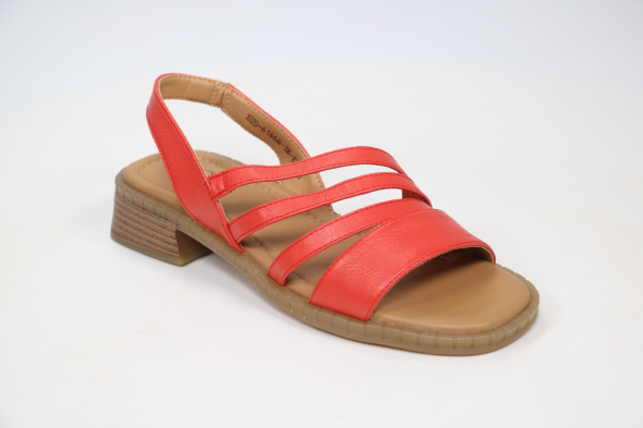 Босоножки и сандалии Madella 50115883